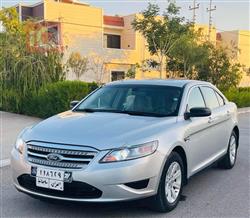 Ford Taurus